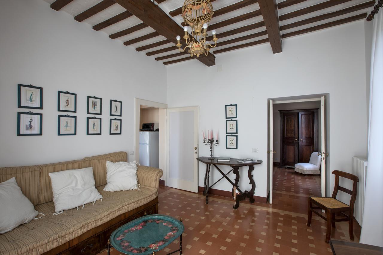 Dimora Rosa Bianca Hotel มาเชราตา ภายนอก รูปภาพ